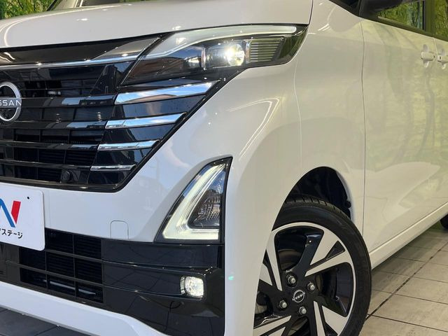 �yLED�w�b�h���C�g�z���V����ԑ��s�����ǍD�Ȏ��E���m�ۂ����S���ĉ^�]�ł��鍂�P�xLED�w�b�h���C�g�𑕔�!�_�����x�������A����d�͂��}�����Ă��܂��B