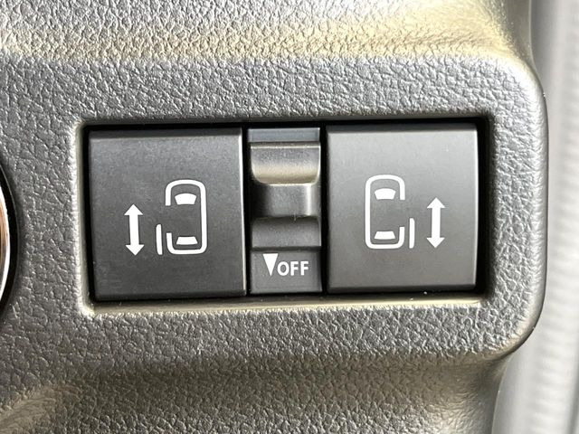 �y�����p���[�X���C�h�h�A�z�X�}�[�g�L�[��^�]�Ȃ̃X�C�b�`�Ō�ȗ����X���C�h�h�A�̊J���\���d��������͂����ăh�A���J����K�v�������A�����Ȃ��q�l�ł��ȒP�ɊJ���߂ł����K�ł���