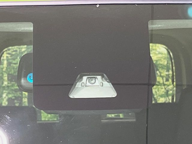 �y�g���^�Z�[�t�e�B�Z���X�z���s���ɑO���̎ԗ�����F�����A�Փ˂������Ȏ��͌x��ƃu���[�L�ŏՓˉ���Ɣ�Q�y�����A�V�X�g�B�����S�Ƀh���C�u�����y���݂��������܂��B