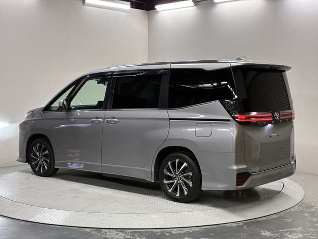 �l�C�̎Ԏ킪�����낢!�e���[�J�[ �ŐV�l�C�Ԃ����C���i�b�v!���ĐG���đI�ׂ�W����ł�!