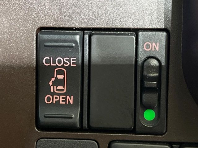 �y�p���[�X���C�h�h�A�z�X�}�[�g�L�[��^�]�Ȃ̃X�C�b�`�ŃX���C�h�h�A�̊J���\���d��������͂����ăh�A���J����K�v�������A���������q�l�ł��A�d���ו��������Ă��鎞�����N�ɊJ���߂ł��܂���