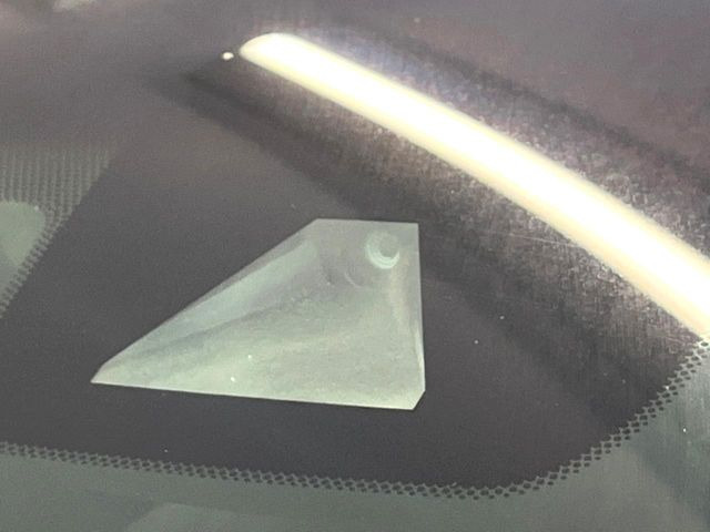 �y�v���N���b�V���Z�[�t�e�B�z�O���̎ԗ��������m���A�Փ˂������Ȏ��͌x��Œ��ӂ𑣂��A�u���[�L�𓥂ޗ͂��T�|�[�g�B�u���[�L�𓥂߂Ȃ������ꍇ�͏Փ˔�Q�y���u���[�L���쓮�A�Փˉ�����T�|�[�g���܂��B