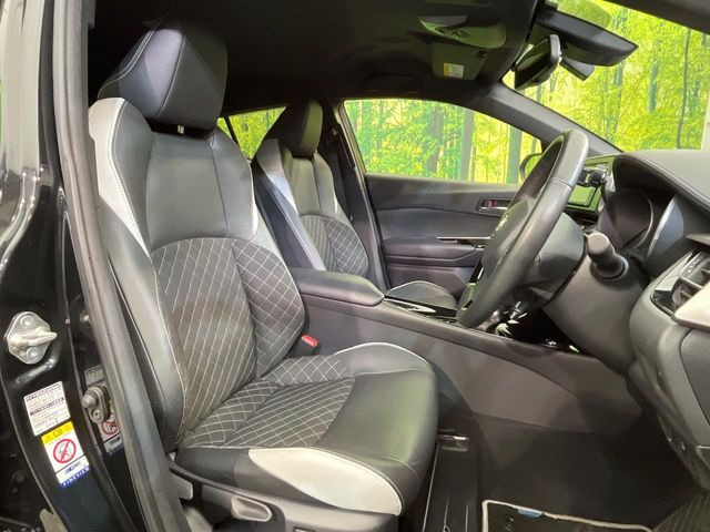 �y�n�[�t���U�[�V�[�g�z�������ƍ���S�n�𗼗������l�C�̃V�[�g���w�ʁE���ʂ̃t�@�u���b�N�f�ނ́A�ʋC���̗ǂ��⊊��ɂ����ɗD��Ă��܂��B�C���╞���ɍ��E���ꂸ���K�ɂ���肢�������܂��B