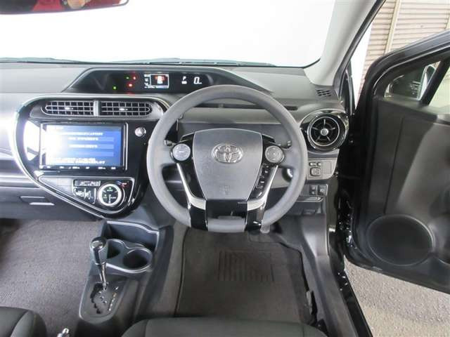 アクア1.5 S スタイルブラック