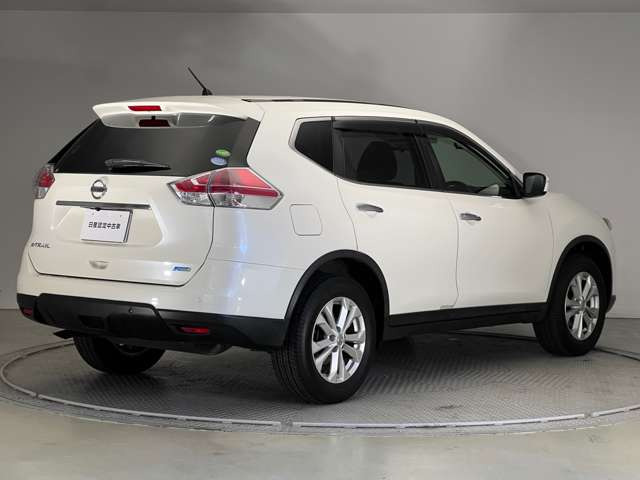 エクストレイル2.0 20X エマージェンシーブレーキパッケージ