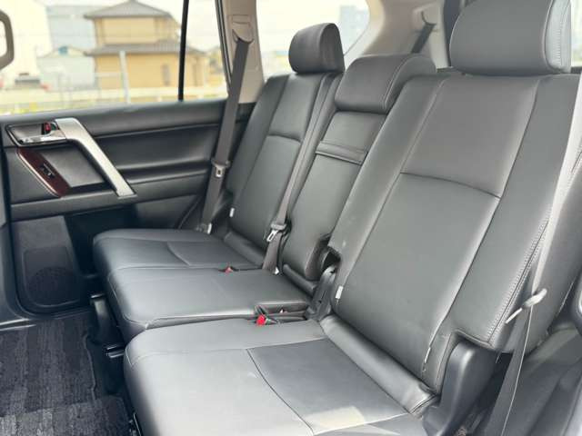 ���d�b�E���[���ɂĂ�����E�����k�Ȃǂ��C�y�ɂ��Ă�������^^������񂲗��X���Ă��������A���ڂ��Ԃ������ɂȂ��Ă��������B��������Ή������Ă��������܂��̂ŁA�X�^�b�t�ꓯ���҂����Ă���܂��B