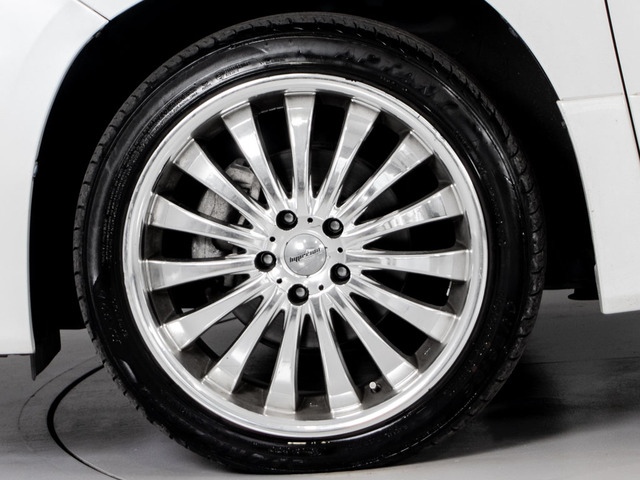 ���^�C�����������D�݂̃��[�J-��f�U�C���̃z�C�[���ւ̊����������Ă���܂�!