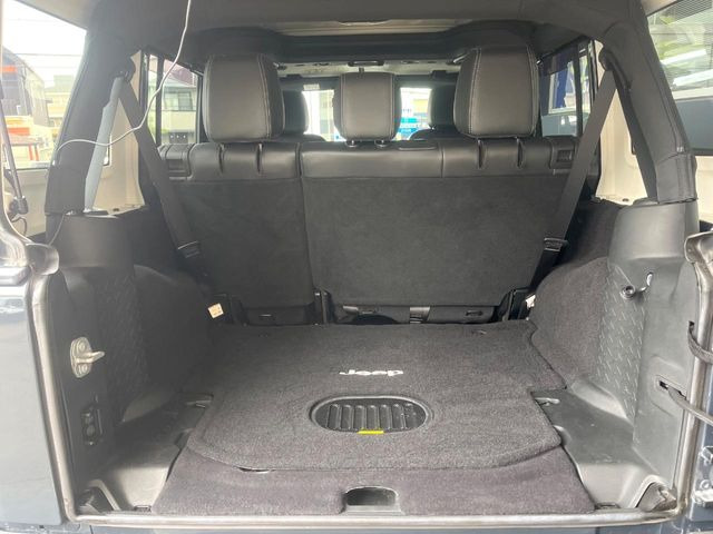 ���g�����N���[��:����L������e�X�y�[�X!���ꂾ���̍L��������΂��������⃌�W���[�Ȃǂɂ��œK�ł�!�g�p�������Ȃ����ꂢ�ȏ�Ԃ��ێ����Ă���܂��B