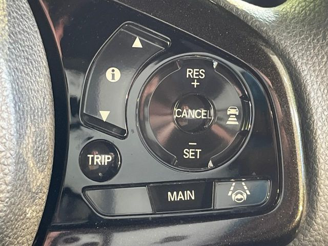 �y�A�_�v�e�B�u�N���[�Y�R���g���[���z�������H�ł̒��������s���y��!!�����ő��x��ۂN���[�Y�R���g���[�����A�Փˌy���V�X�e���ƘA�g���A�O���̎ԗ������m���ĎԊԂ�ۂ悤�ɑ��x���߂��Ă���܂�!!