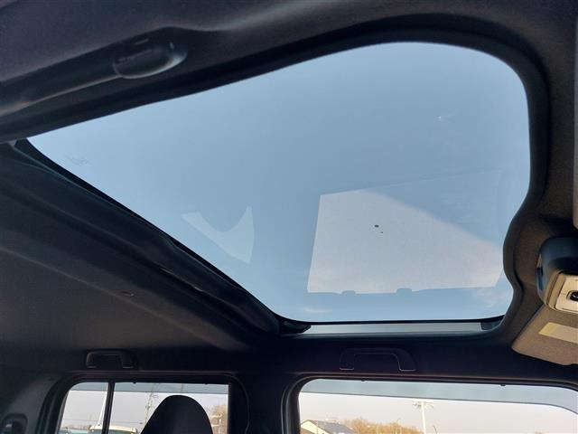 タフトG ダーククロム ベンチャー