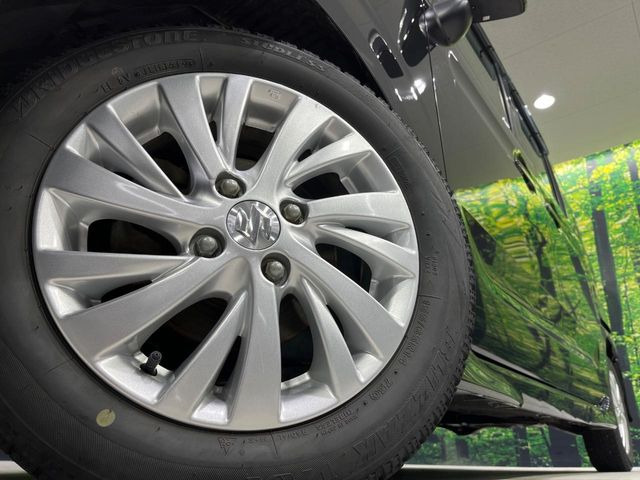 �y����14�C���`�A���~�z�C�[���z�O�ςɃ}�b�`���������A���~�z�C�[���𑕒����Ă���܂��B�e��ЊO�A���~�z�C�[����A�X�^�b�h���X�^�C�����戵�����Ă���܂��B���񂲑��k����������