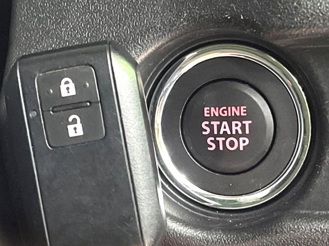 �y�L�[���X�X�^�[�g�V�X�e���z�J�o����|�P�b�g�ɓ��ꂽ�܂܂ł��h�A�̎{���E�������\�ȃX�}�[�g�L�[�𑕔��B�G���W���̃I���E�I�t�����J�M�����o���K�v����������Ƃ��Ă��֗��ł���