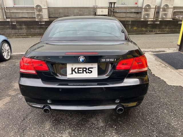 リア廻りも綺麗です!!