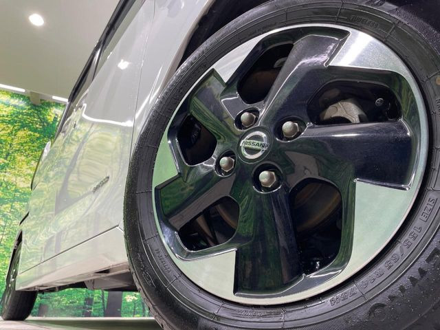 �y����14�C���`�A���~�z�C�[���z�O�ςɃ}�b�`���������A���~�z�C�[���𑕒����Ă���܂��B�e��ЊO�A���~�z�C�[����A�X�^�b�h���X�^�C�����戵�����Ă���܂��B���񂲑��k����������