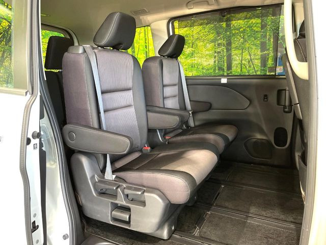 ���ڒ����̓E�H�[�N�X���[�ƂȂ��Ă���܂��B���ڂƎO��ڂ̈ړ�����~�肪�Ƃ��Ă��y�ɂȂ�̂ŁA���~��̍ۂ��X�g���X�������邱�Ƃ͂���܂����