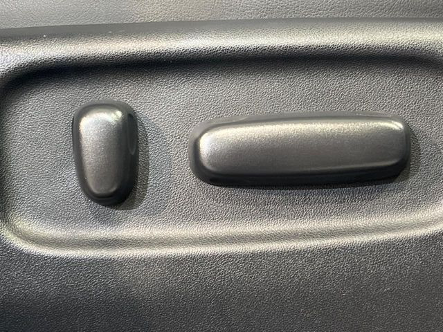 �y�p���[�V�[�g�z�X�C�b�`��ŊȒP�ɃV�[�g�̔��������\!�d��������͂�����܂���!���K�ȃV�[�g�|�W�V�����ɃZ�b�g���āA���K�ȃh���C�u�����y���݂��������B