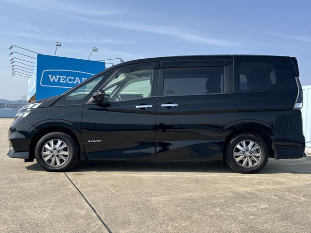 セレナ1.2 e-POWER ハイウェイスターV