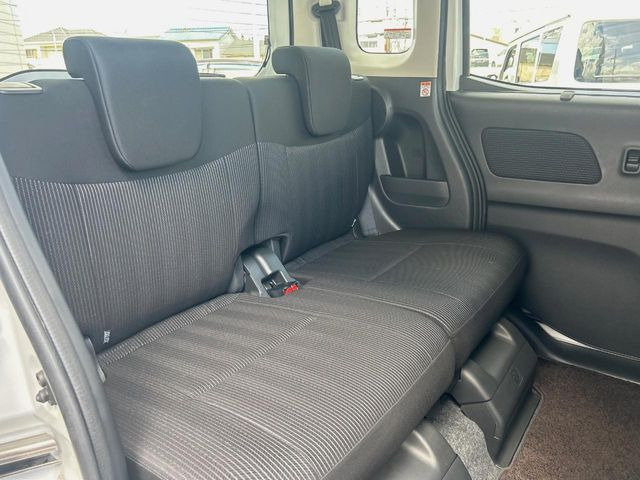 �L�X�Ƃ���2��ڃV�[�g�͋��Z���������A���S�n�����K!�F�B��Ƒ��Ƃ̂��o�����ɂ҂�����ł��B�x�r�[�V�[�g��`���C���h�V�[�g�g�p�������K�ɂ��߂�������������\���ȋ�Ԃ��m�ۂ��Ă��܂��B