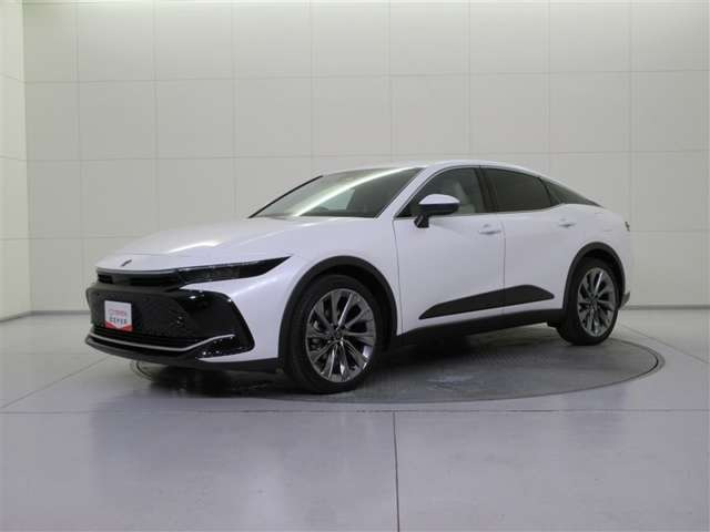 クラウンクロスオーバー2.5 G アドバンスト レザー パッケージ E-Four 4WD