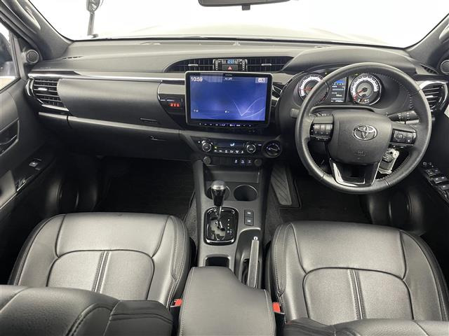 ハイラックス2.4 Z ブラック ラリー エディション ディーゼル 4WD