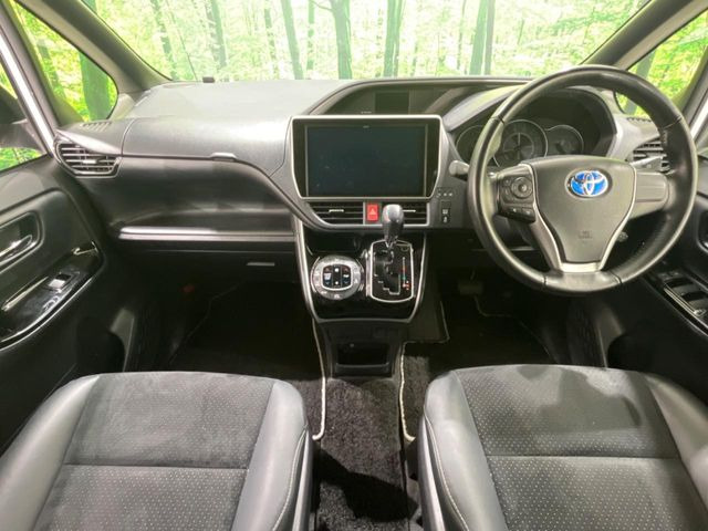 ヴォクシー2.0 ZS 煌III