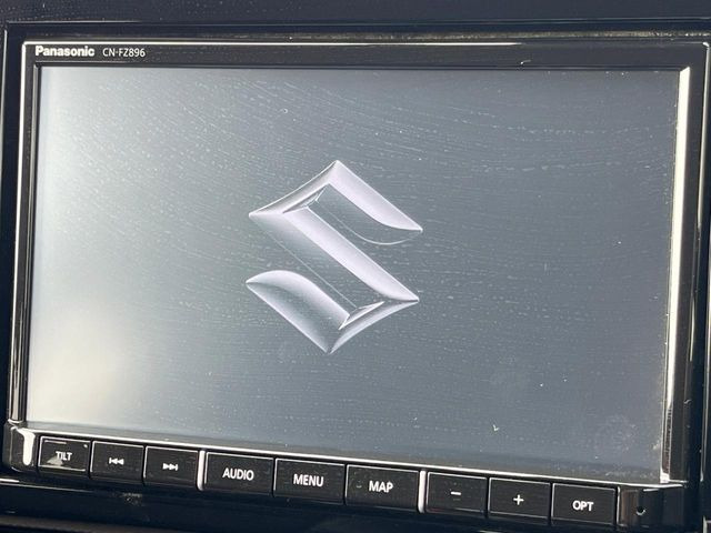 �y�����i�r�z�l�C�̏����i�r�𑕔����Ă���܂��B�i�r�̎g���₷���͂������A�I�[�f�B�I�@�\���[��!�L�����v�◷�s�͂������A�ʋ΂┃�����ȂǕ��i�̃h���C�u���y�����Ȃ�͂���