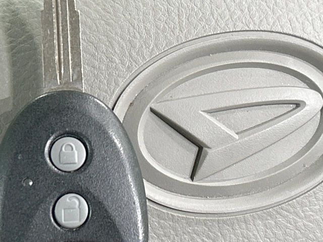 �y�L�[���X�z�������ꂽ�ꏊ����ł��{�^����Ńh�A�̊J���E�{�����ł���̂łƂ��Ă��֗�!�h�A�̌�������ɏ������邱�Ƃ�����܂����