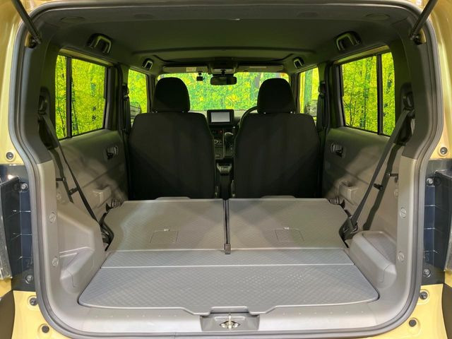 ���i�̂���������ʋ΁A���}���ɏ\���ȉ׎��X�y�[�X���m�ۂ��Ă���܂��B�Z�J���h�V�[�g��|���ƁA�傫�ȉו��̐ύڂ��\�ł���