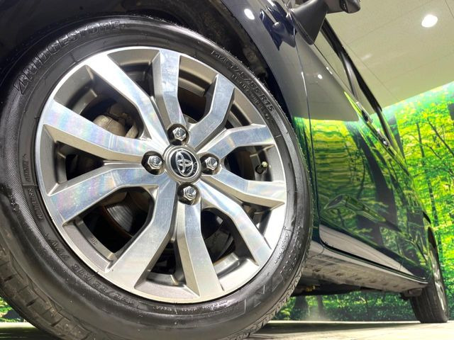 �y����15�C���`�A���~�z�C�[���z�O�ςɃ}�b�`���������A���~�z�C�[���𑕒����Ă���܂��B�e��ЊO�A���~�z�C�[����A�X�^�b�h���X�^�C�����戵�����Ă���܂��B���񂲑��k����������