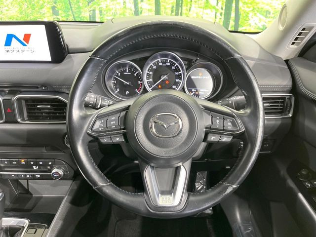 �y�����v�����X�e�A�����O�z�㎿�Ȋv���g�p���邱�ƂŁA��ɂ����������݂ƂĂ��^�]���₷���n���h���ł���