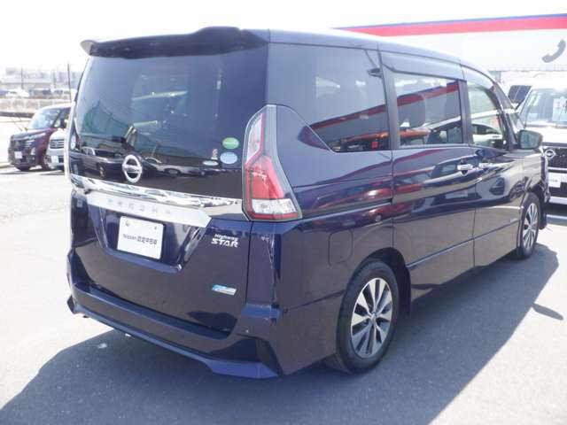 セレナ2.0 ハイウェイスター プロパイロット エディション