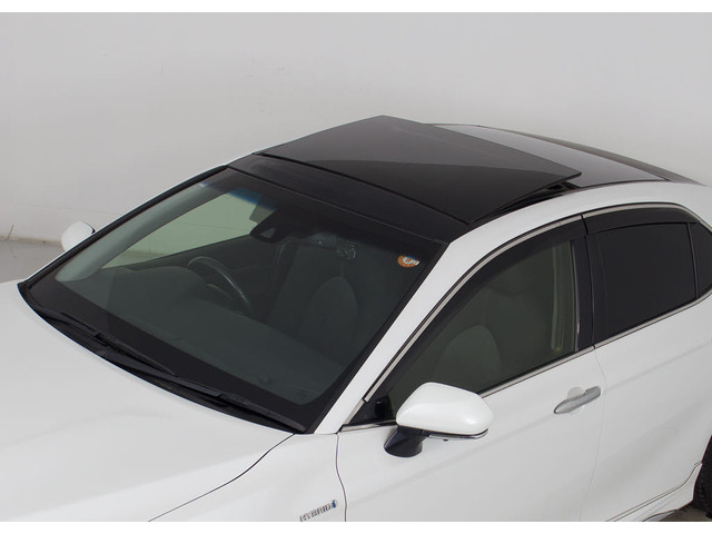 �l�C�����̃p�m���}���[�t���t���Ă��܂�!�㉺�`���g�ɑO��X���C�h�@�\���t���Ă��܂��̂ŁA�l�X�ȃh���C�u�V�[���Ŋ��􂵂Ă���܂�!!�J��������ԓ���Ԃ͋C�����������ł���!����̊����Ă݂ĉ�����!