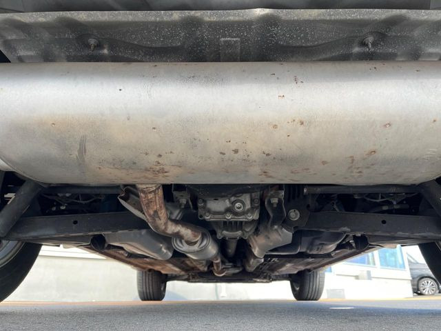 ����肪���ꂢ�Ȃ����ɁA�h�K���H�̎{�H���I�X�X���B�~��n��͂������A���ݕ��ɂ��Z���̕���A��Ń}�����E�E�B���^�[�X�|�[�c���������ɂ��D�]���������Ă���܂��B