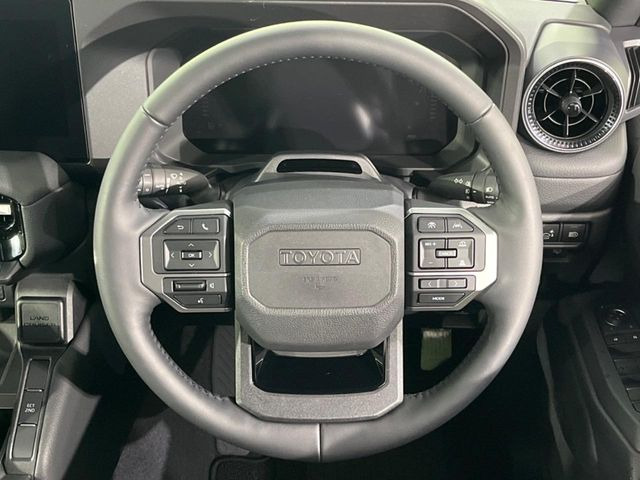 �y�X�e�A�����O�X�C�b�`�z�^�]���A�O������ڐ������炷���ƂȂ��A�I�[�f�B�I���̑��삪�\�ȕ֗��@�\!���S&���K�ȃh���C�u�����o���Ă���܂���