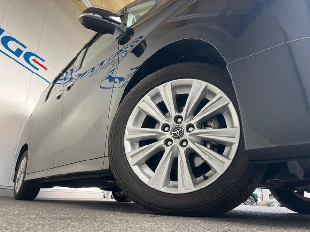 �y����18�C���`�A���~�z�C�[���z�O�ςɃ}�b�`���������A���~�z�C�[���𑕒����Ă���܂��B�e��ЊO�A���~�z�C�[����A�X�^�b�h���X�^�C�����戵�����Ă���܂��B���񂲑��k����������