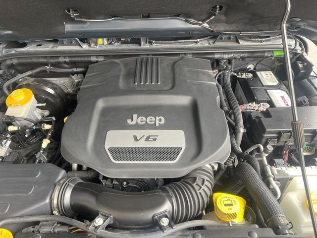 �����X�ł́A�e���[�J�[�̐�p�f�f�e�X�^�[�𓱓��B���Ǝ��i�����e�N�j�J���X�^�b�t���풓���Ă���܂��̂ŁA������̍ۂɂ����S���Ă����p���������܂��B