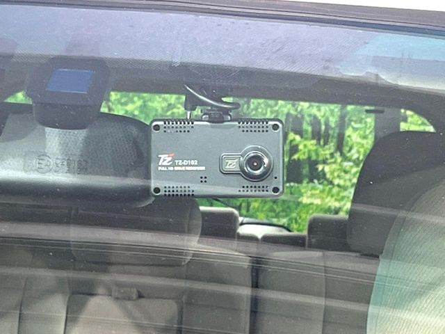 �y�h���C�u���R�[�_�[�z���S�E���S�ȃJ�[���C�t�ɕK�{�̃h���C�u���R�[�_�[�𑕔�!���s���͂������A������^�]�⎖�̂ɑ��������ۂ̏󋵂��f���ŋL�^���A����̃��X�N�ɔ����܂��B