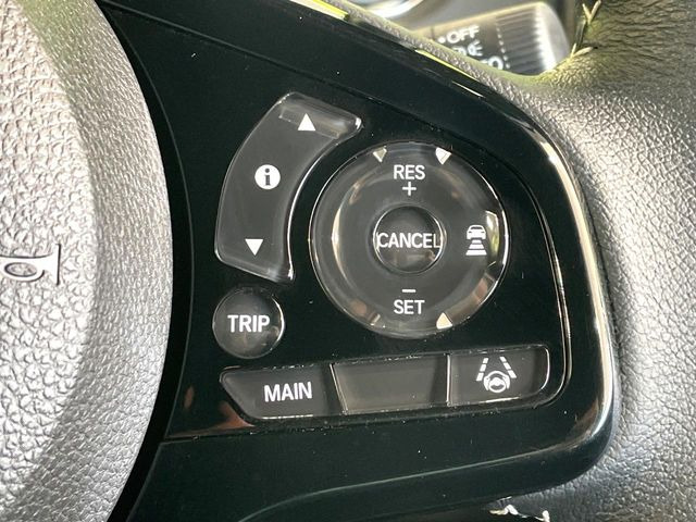 �y�A�_�v�e�B�u�N���[�Y�R���g���[���z�������H�ł̒��������s���y��!!�����ő��x��ۂN���[�Y�R���g���[�����A�Փˌy���V�X�e���ƘA�g���A�O���̎ԗ������m���ĎԊԂ�ۂ悤�ɑ��x���߂��Ă���܂�!!