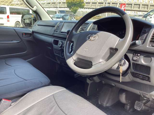 ���X�̎Ԃ̓��[���N���[�j���O�{�H�ς�!�[�ԑO�ɂ͎肪��WAX�A�����d�グ���|�Ŕ[�Ԃ������Ȃ��Ă���܂�!