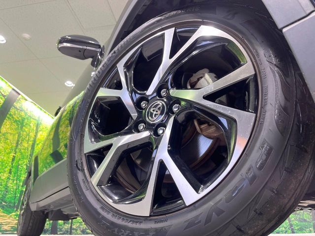 �y����18�C���`�A���~�z�C�[���z�O�ςɃ}�b�`���������A���~�z�C�[���𑕒����Ă���܂��B�e��ЊO�A���~�z�C�[����A�X�^�b�h���X�^�C�����戵�����Ă���܂��B���񂲑��k����������