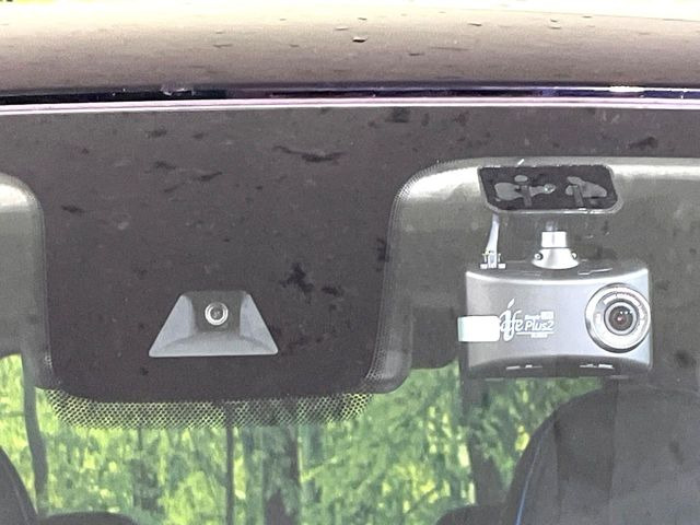 �y�O�He-Assist�z���s���ɑO���̎ԗ�����F�����A�Փ˂������Ȏ��͌x��ƃu���[�L�ŏՓˉ���Ɣ�Q�y�����A�V�X�g�B�����S�Ƀh���C�u�����y���݂��������܂��B