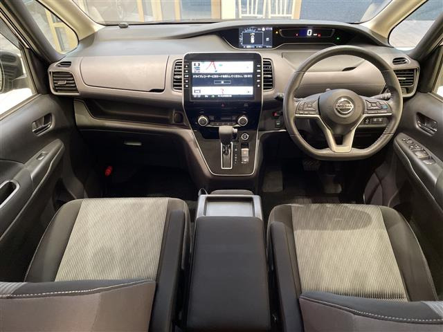 セレナ2.0 ハイウェイスターV