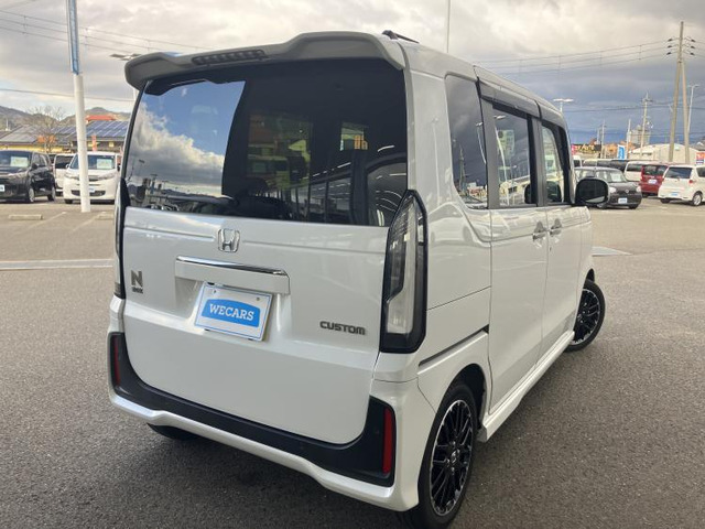 N-BOXカスタムターボ コーディネートスタイル モノトーン