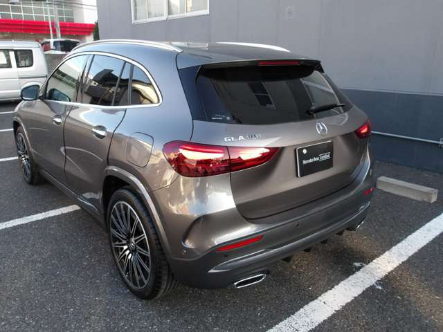 GLAクラスGLA180 AMGラインパッケージ
