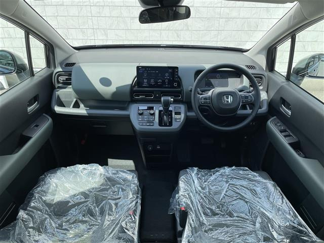 フリード1.5 e:HEV クロスター