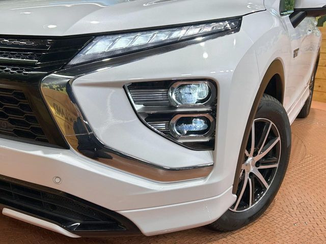 �yLED�w�b�h���C�g�z���V����ԑ��s�����ǍD�Ȏ��E���m�ۂ����S���ĉ^�]�ł��鍂�P�xLED�w�b�h���C�g�𑕔�!�_�����x�������A����d�͂��}�����Ă��܂��B