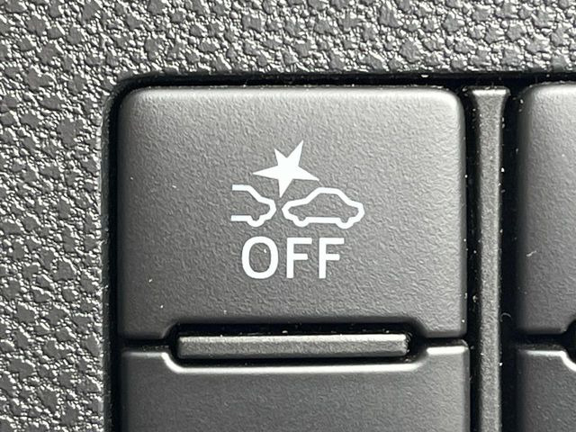 �y�X�}�[�g�A�V�X�g�z���s���ɑO���̎ԗ�����F�����A�Փ˂������Ȏ��͌x��ƃu���[�L�ŏՓˉ���Ɣ�Q�y�����A�V�X�g�B�����S�Ƀh���C�u�����y���݂��������܂��B