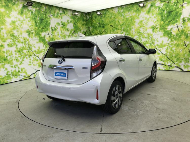 アクア1.5 S スタイルブラック