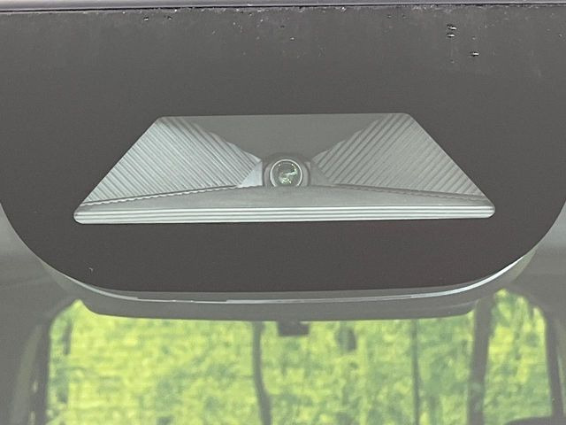 �y�z���_�Z���V���O�z���s���ɑO���̎ԗ�����F�����A�Փ˂������Ȏ��͌x��ƃu���[�L�ŏՓˉ���Ɣ�Q�y�����A�V�X�g�B�����S�Ƀh���C�u�����y���݂��������܂��B