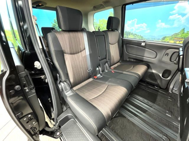 �Z�J���h�V�[�g�͒������������ƂȂ��Ă���A�X���C�h����ΒʘH�X�y�[�X���o��!�O��̈ړ����Ƃ��Ă��ȒP�ł���������A8����Ԏ������K�ȍ���S�n�̃V�[�g�ƂȂ��Ă��܂���